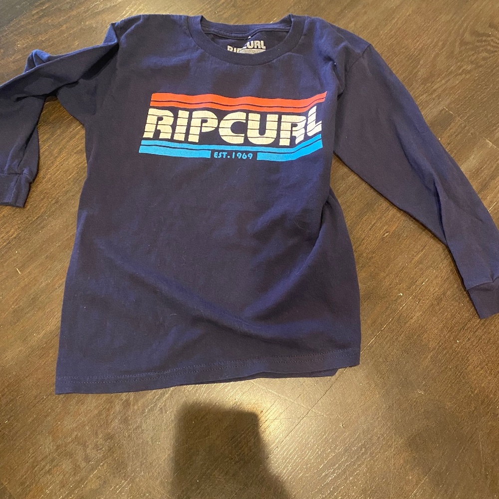 Ripcurl  shirt youth size L worn once